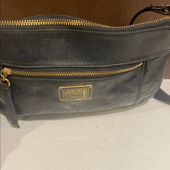 Coach poppy black bag you can wear as crossbody with gold zipper - Picture 3 of 12